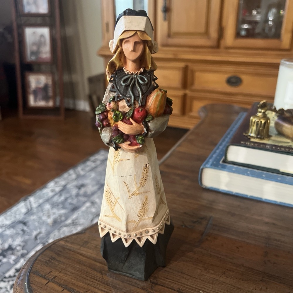 Pacific Rim Pilgrim Woman Figurine Cubist Harvest Thanksgiving Folk Art Resin 9"